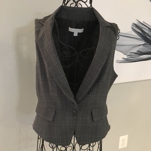 New York & Company Gray & Blue Plaid Stretch Vest